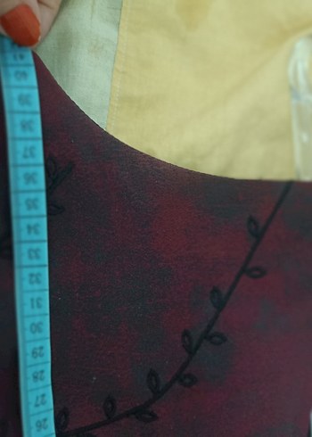 Bordo İşlemeli Kolsuz Bluz - Görsel 8