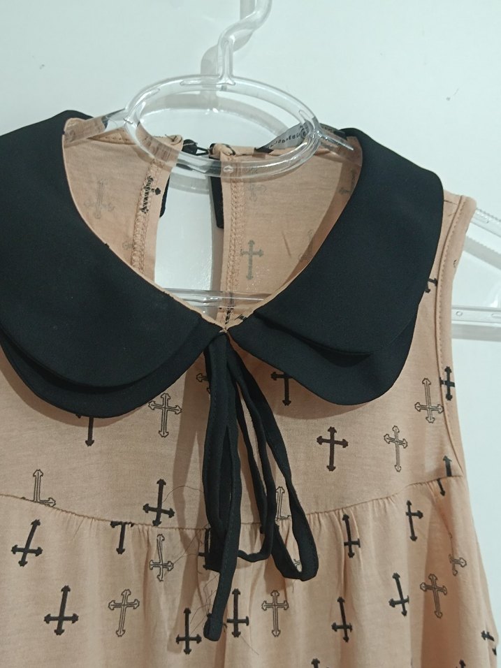 Bej Baskılı Dantel Detaylı Kolsuz Bluz - Görsel 4