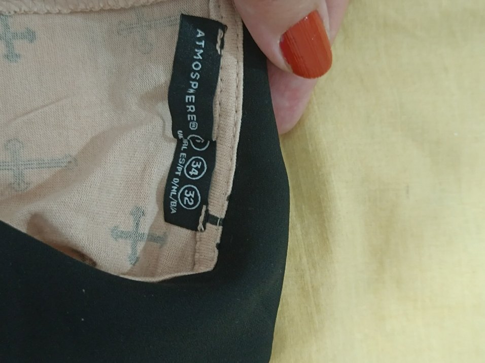 Bej Baskılı Dantel Detaylı Kolsuz Bluz - Görsel 5