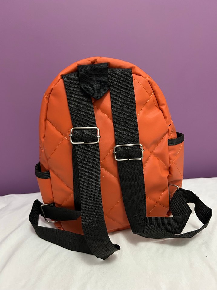 Turuncu Fermuarlı Kadın Sırt Çantası - Görsel 2