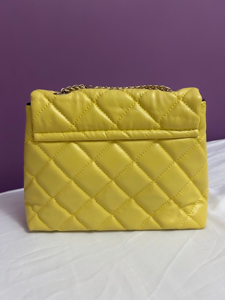 Sarı Zincir Detaylı Deri Kadın Çanta - Görsel 2