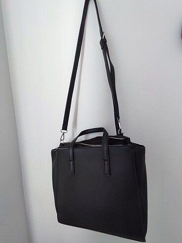 Beden Stradivarius Sert Deri Tote Çanta SATILDI