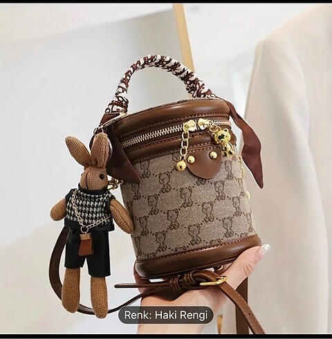 Guess Barzello tavşanlı çanta