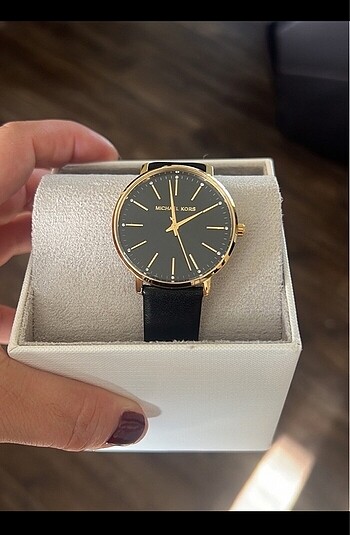 Michael Kors bayan saat