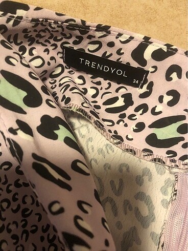 Trendyol & Milla Leopar lila midi etek