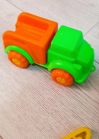 Beden Renk Renkli Oyuncak İnşaat Araçları Seti