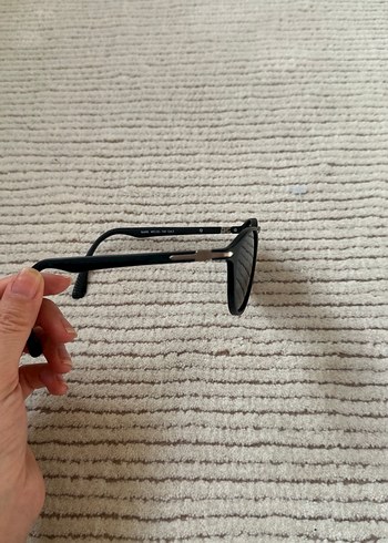 Siyah Güneş gözlüğü - Görsel 4