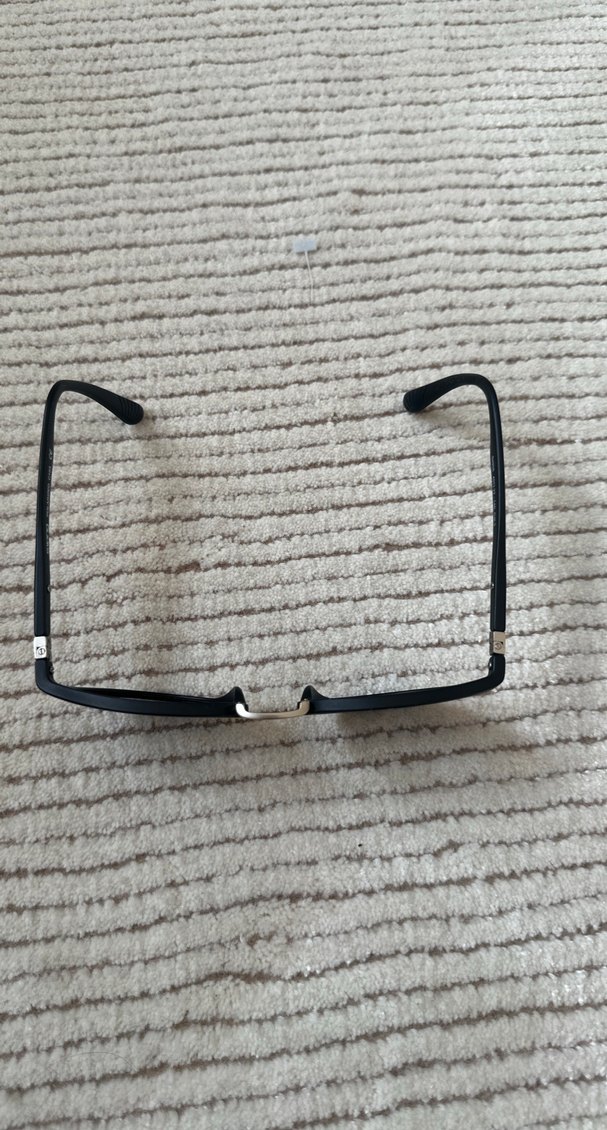 Siyah Güneş gözlüğü - Görsel 2