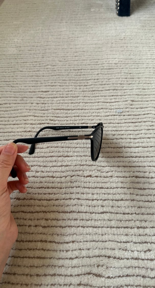 Siyah Güneş gözlüğü - Görsel 4