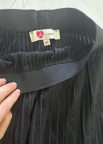 Siyah Pilili Uzun Kadın Etek - Görsel 2