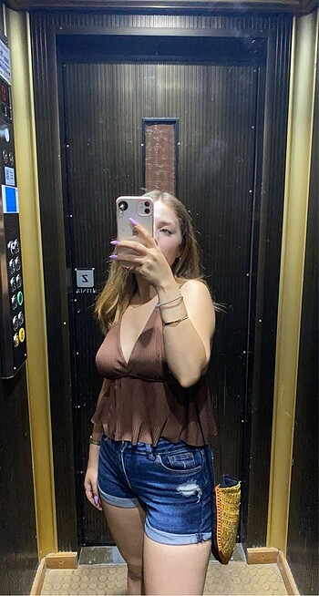 xs Beden lacivert Renk bershka şort