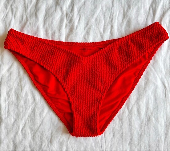 Calzedonia kirmizi bikini alti
