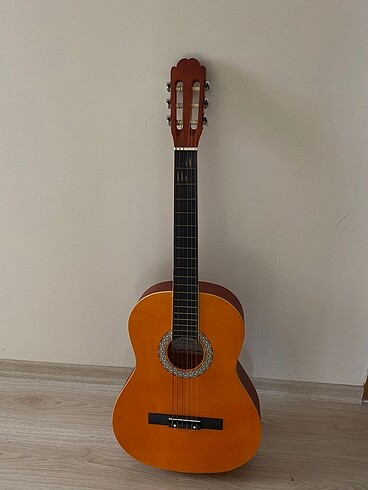 Cremonia gitar