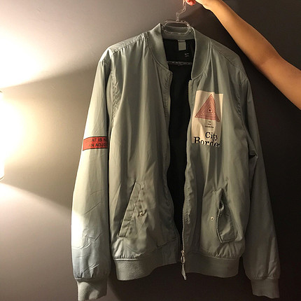 Bershka bomber 