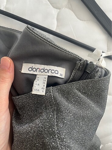 Gri simli bel omuz detaylı abiye - Görsel 6