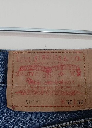 l Beden Levi's 