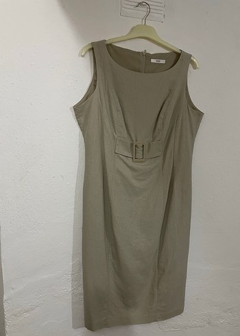 Bej Renkli Mark's & Spencer elbise - Görsel 2