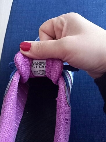 39 Beden mor Renk Adidas spor ayakkabı