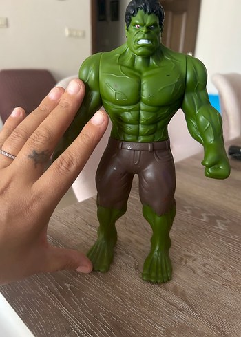 Koyu Yeşil Hulk Aksiyon Figürü
