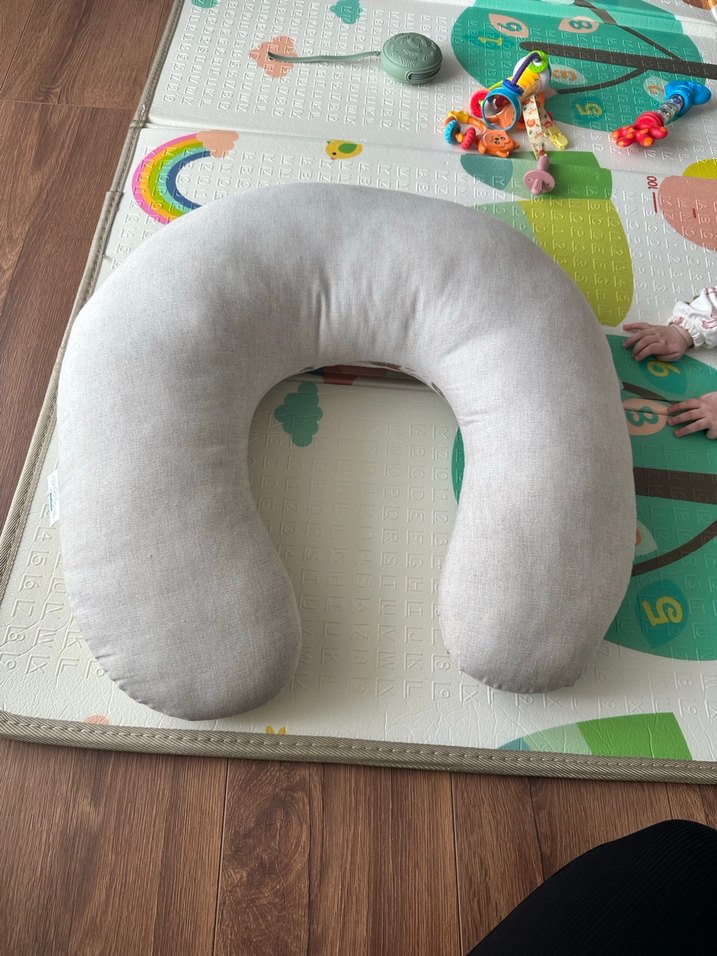 Renkli Desenli Emzirme ve Hamile Yastığı - Görsel 2