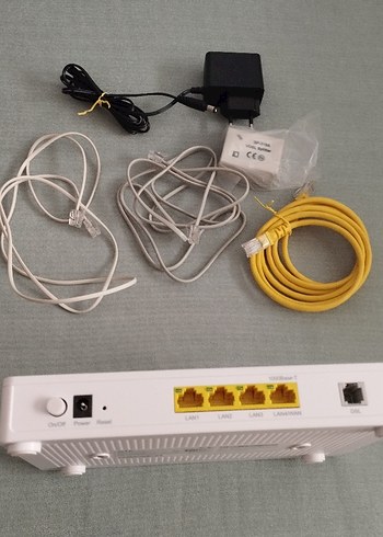 Samsung Beyaz ZTE Modem ve Aksesuarları