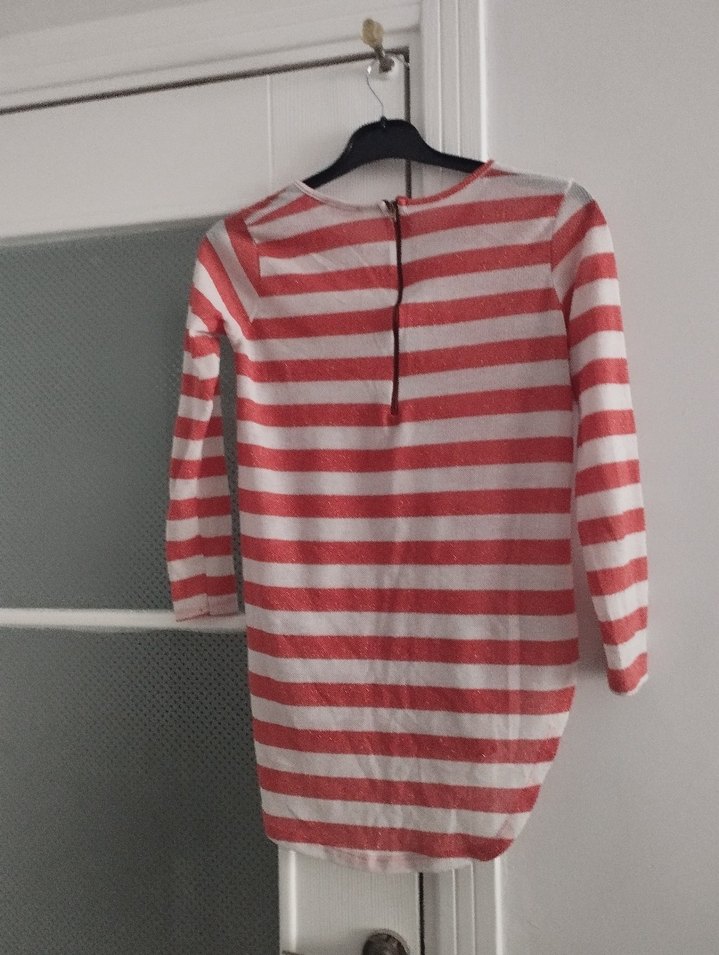 Kırmızı Çizgili Triko Kadın Tişört - Görsel 2