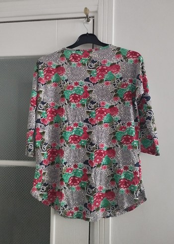 Çiçek Desenli Uzun Kollu Triko Bluz - Görsel 2