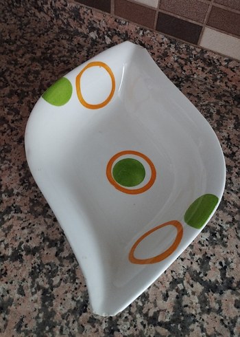 Renkli Desenli Beyaz Servis Tabağı