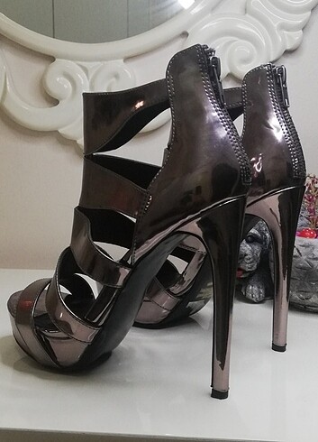 37,5 Beden ORJİNAL STEVE MADDEN TOPUKLU AYAKKABI