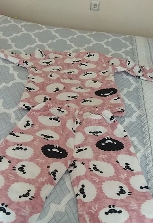 m Beden ten rengi Renk Polar pijama takımı