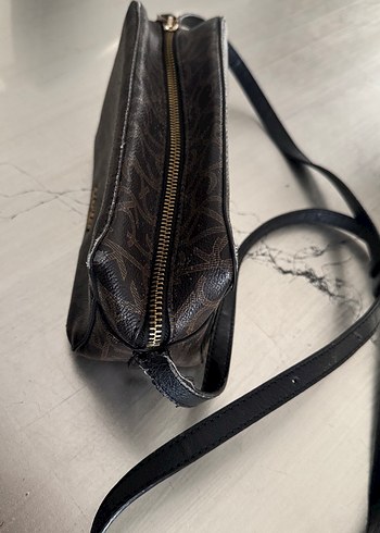 Kahverengi Desenli CK Deri Kadın Çapraz Çanta - Görsel 3