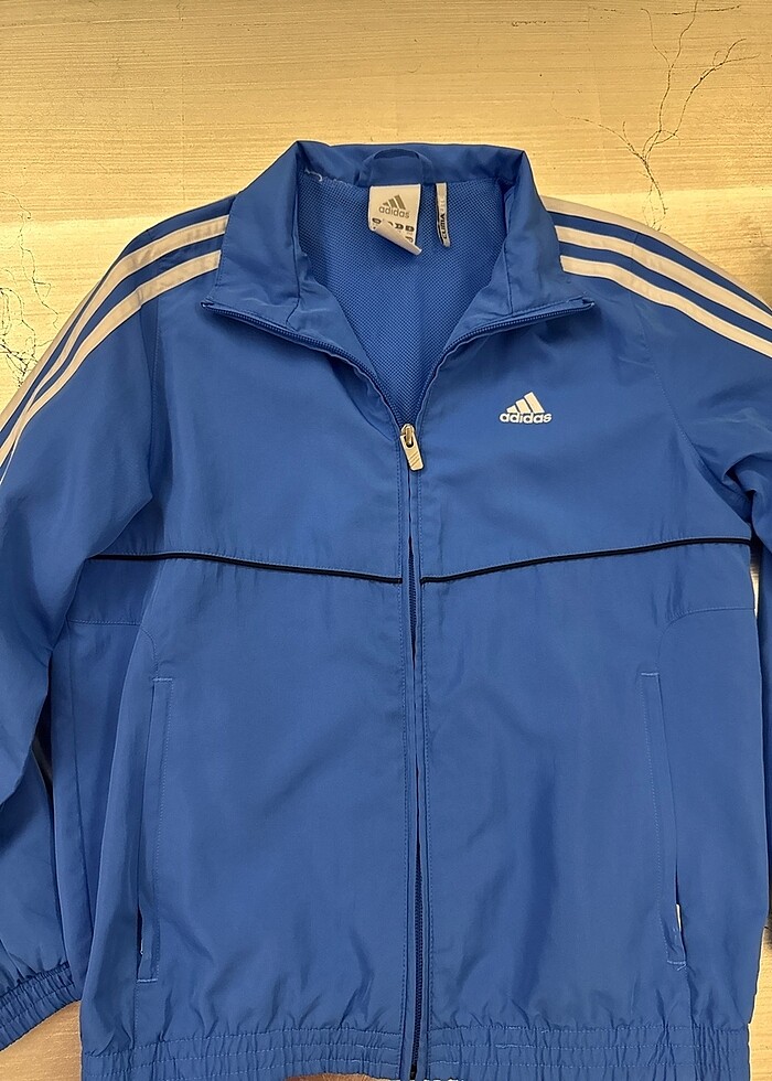 Mavi ve lacivert renkli eşofman takımı - Görsel 5