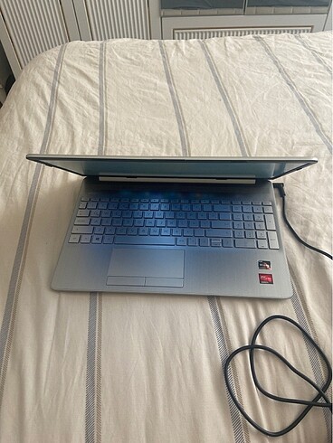  Beden HP LAPTOP