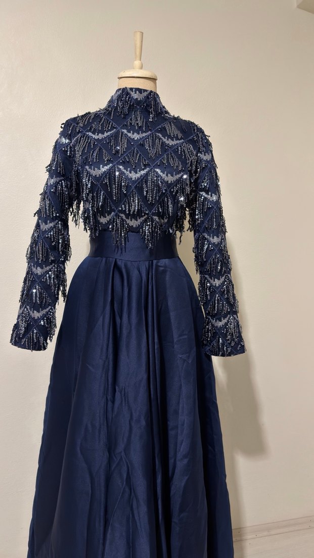 Lacivert abiye - Görsel 5