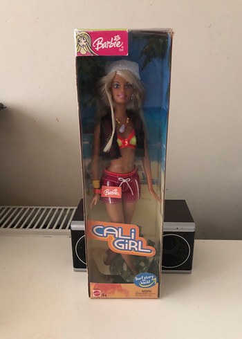 Barbie Cali Girl Bebek