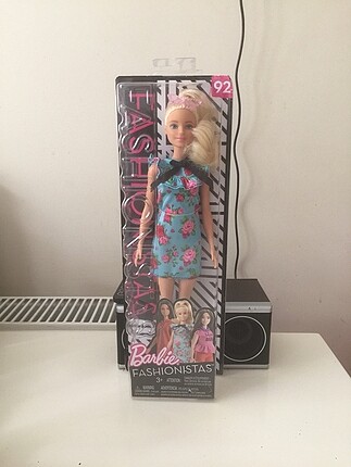 Barbie Fashionistas 92 Numara 