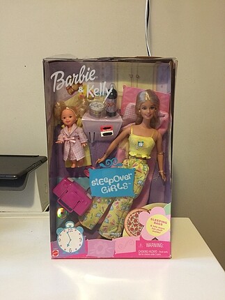 Barbie ve Kelly SleepOver Girls