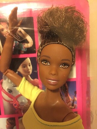Beden Barbie Made To Move