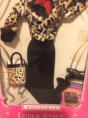 Beden Barbie Boutique Fashion Avenue Kıyafet (Gardrops)