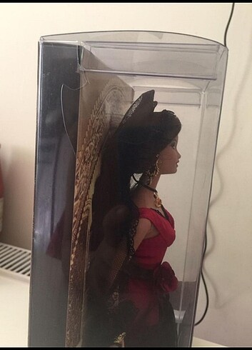 Beden Renk Barbie Dolls Of The World Spain