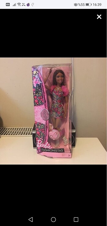 Barbie Fashionistas Nikki