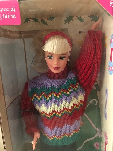 Barbie Barbie Tree Trimming