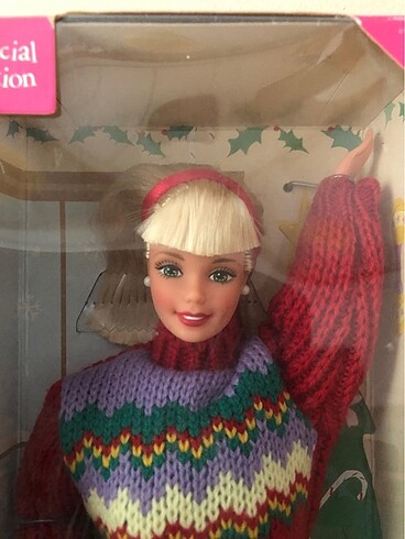 Beden Barbie Tree Trimming