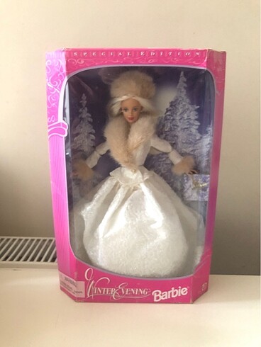 Barbie Winter Evening Sarışın