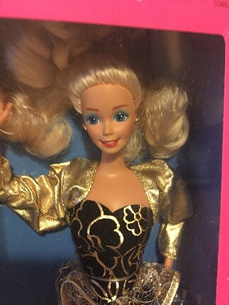 Beden SATILDI - Barbie Golden Evening
