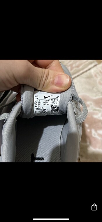 38,5 Beden Nike koşu ayakkabısı unisex