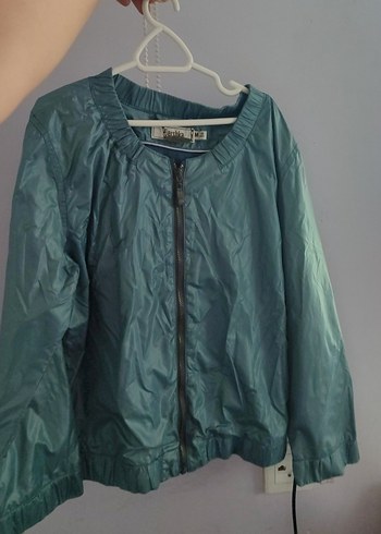 Yeşil Parlak Fermuarlı Kadın Ceket - Görsel 3