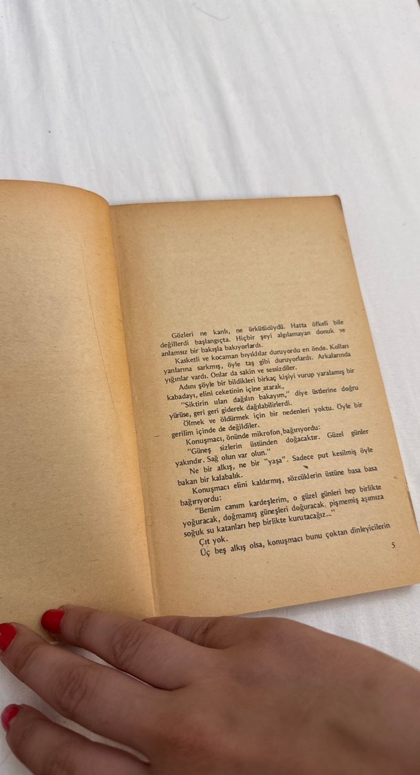 Çetin Altan - Viski Romanı - Görsel 4