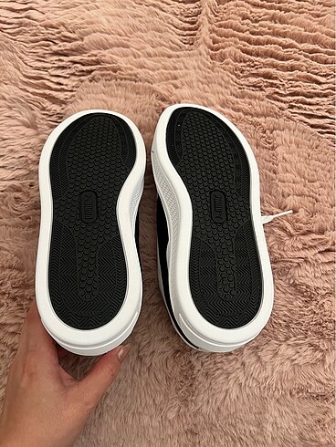 36 Beden Puma Smash Platform v3