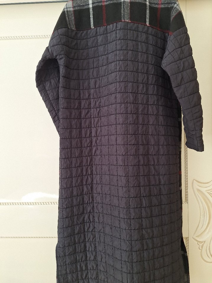 Ekose kapitoneli kap mont - Görsel 4